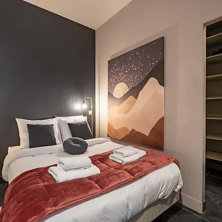 Lagrave - Cours Privee - Parking