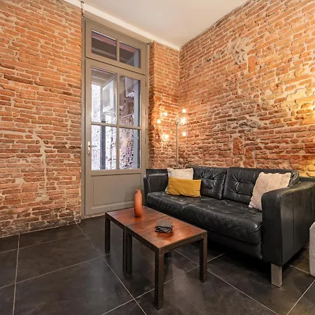 Lagrave - Cours Privee - Parking *