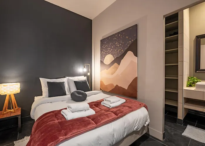 Lagrave - Cours Privee - Parking