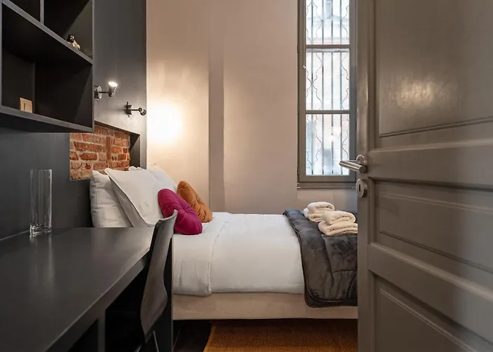 Lagrave - Cours Privee - Parking شقة