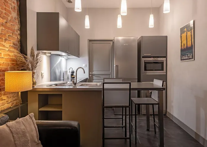 Lagrave - Cours Privee - Parking *