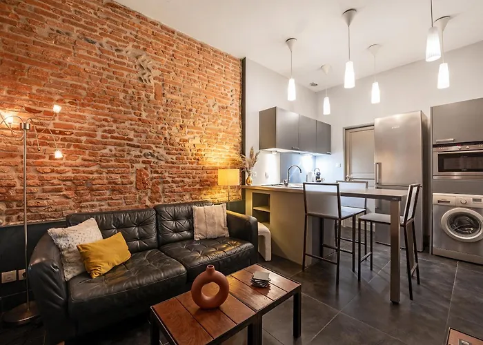 Lagrave - Cours Privee - Parking Διαμέρισμα